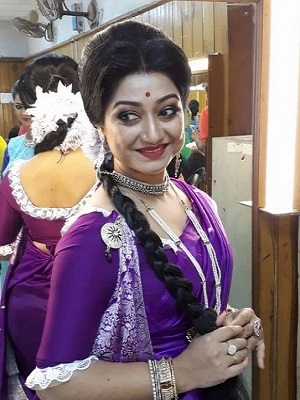 odissi dancer debarati